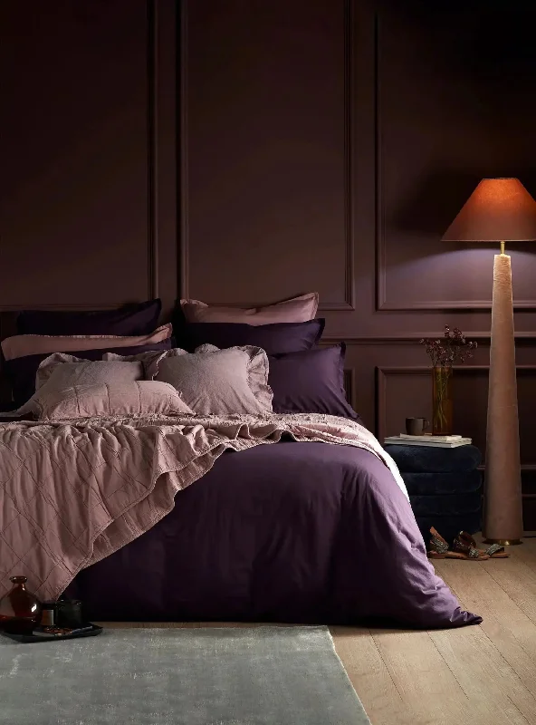 Minimalist - style duvet covers with clean lines and simple designsAubergine Purple 100% Linen Bed Linen