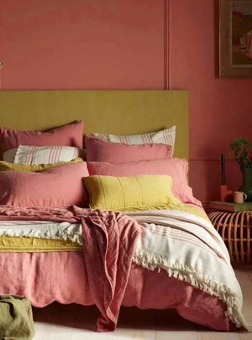 Patchwork duvet covers with a variety of fabric pieces sewn together for a rustic charmCanyon Pink 100% Linen Bed Linen