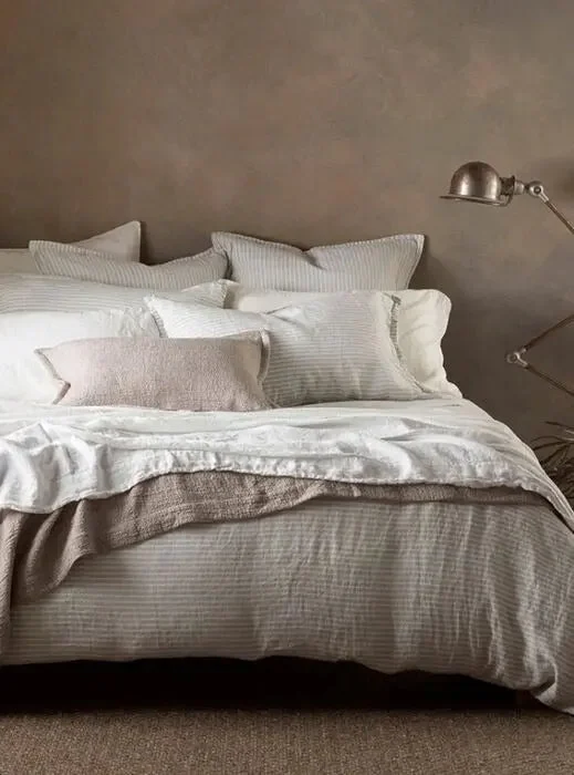 Moisture - wicking duvet covers to prevent night sweatsSage Stripe 100% Linen Bed Linen