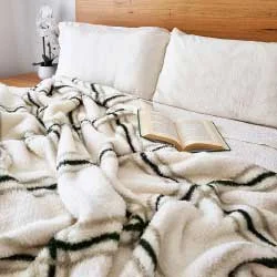 Synthetic fiber blend blankets for a budget - friendly choiceChelsea Sherpa Blanket (180 x 200cm) SEA KELP