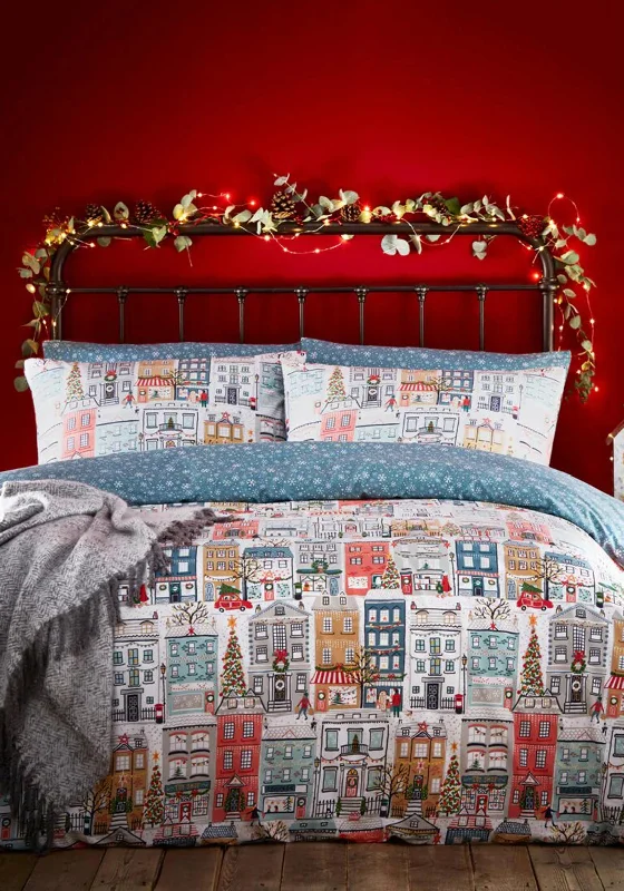 Abstract - designed duvet covers to add an artistic flair to the bedroomFurn Festive Town Christmas Duvet Set, Multi