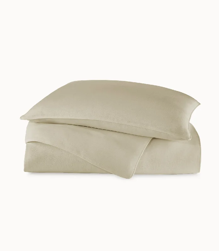 Linen duvet covers with a natural texture and breathabilityMandalay Linen Duvet Cover