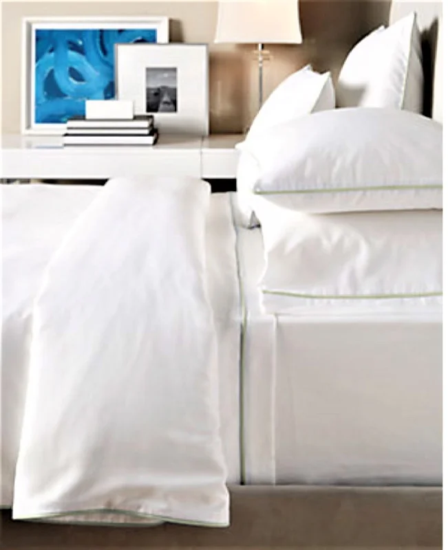 Value - for - money duvet covers that offer great quality at a reasonable priceMontague & Capulet 400TC Glam Duvet