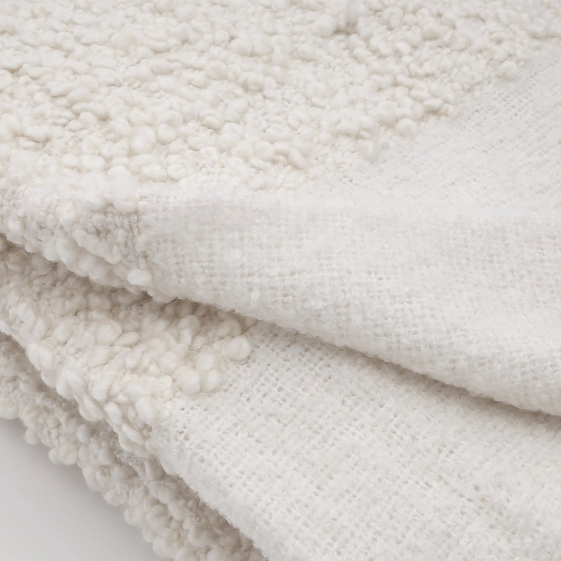 Linen blankets with a rustic and textured lookMurphy Oversized Ivory Throw by Pom Pom at Home