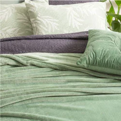 Silk blankets with a smooth and elegant touchPlush 380GSM Ultra Soft Velvet Eucalyptus Blanket