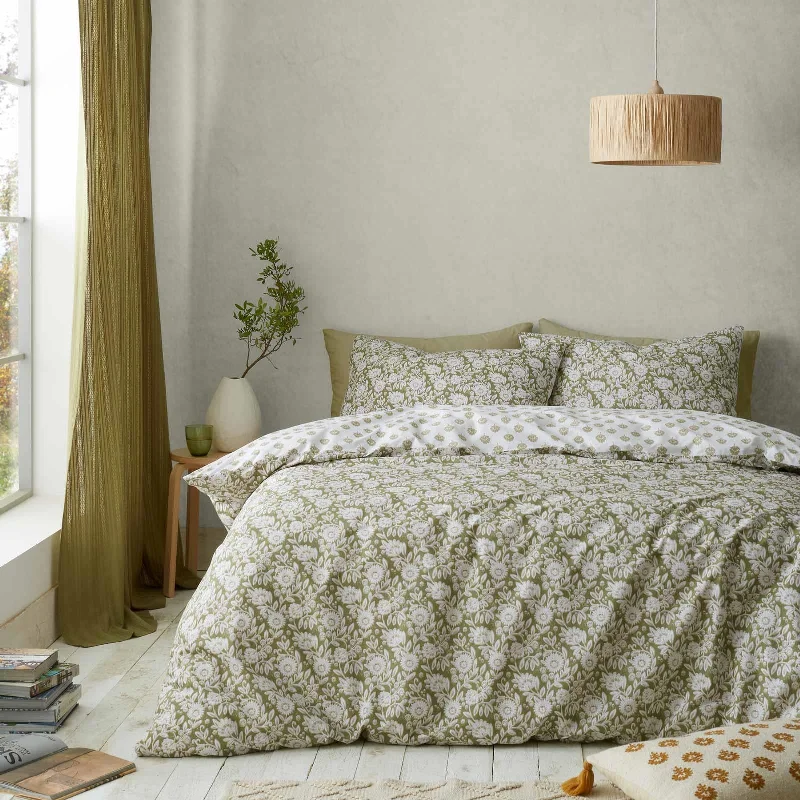 Linen duvet covers with a natural texture and breathabilityTangier Floral Duvet Cover Set